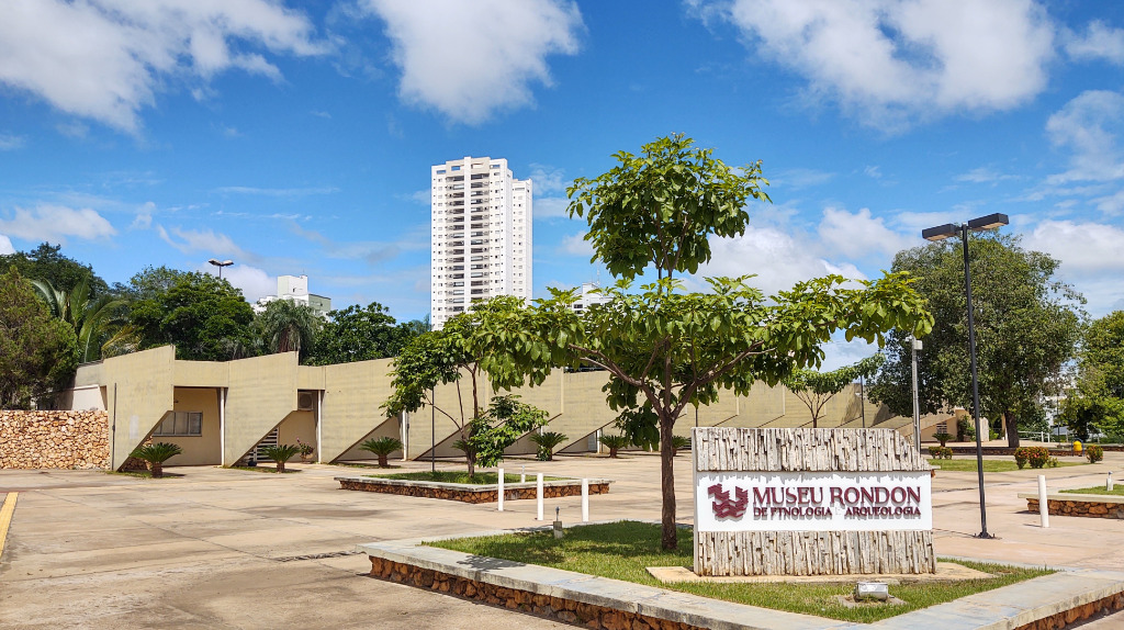 Sede do Museu Rondon de Etnologia e Arqueologia da UFMT. 
