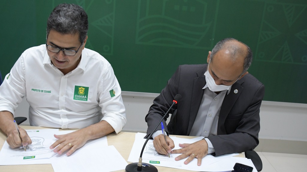 Assinatura do termo para Plano de Gestão do Centro Histórico